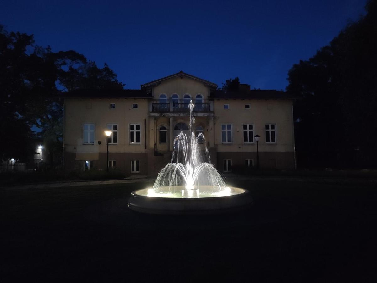 Hotel Sandro Silver & Spichlerz Antoniny Leszno  Exterior photo