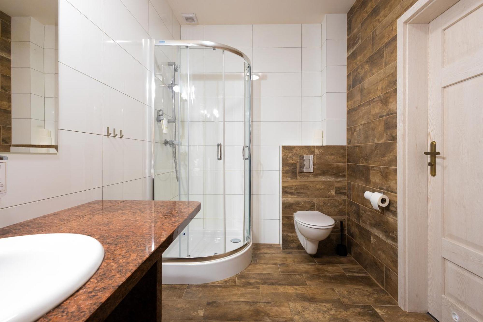 Hotel Sandro Silver & Spichlerz Antoniny Leszno  Exterior photo